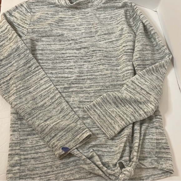 Old Navy gray & white fleece with tie knot girls size XL 14 - Picture 12 of 13